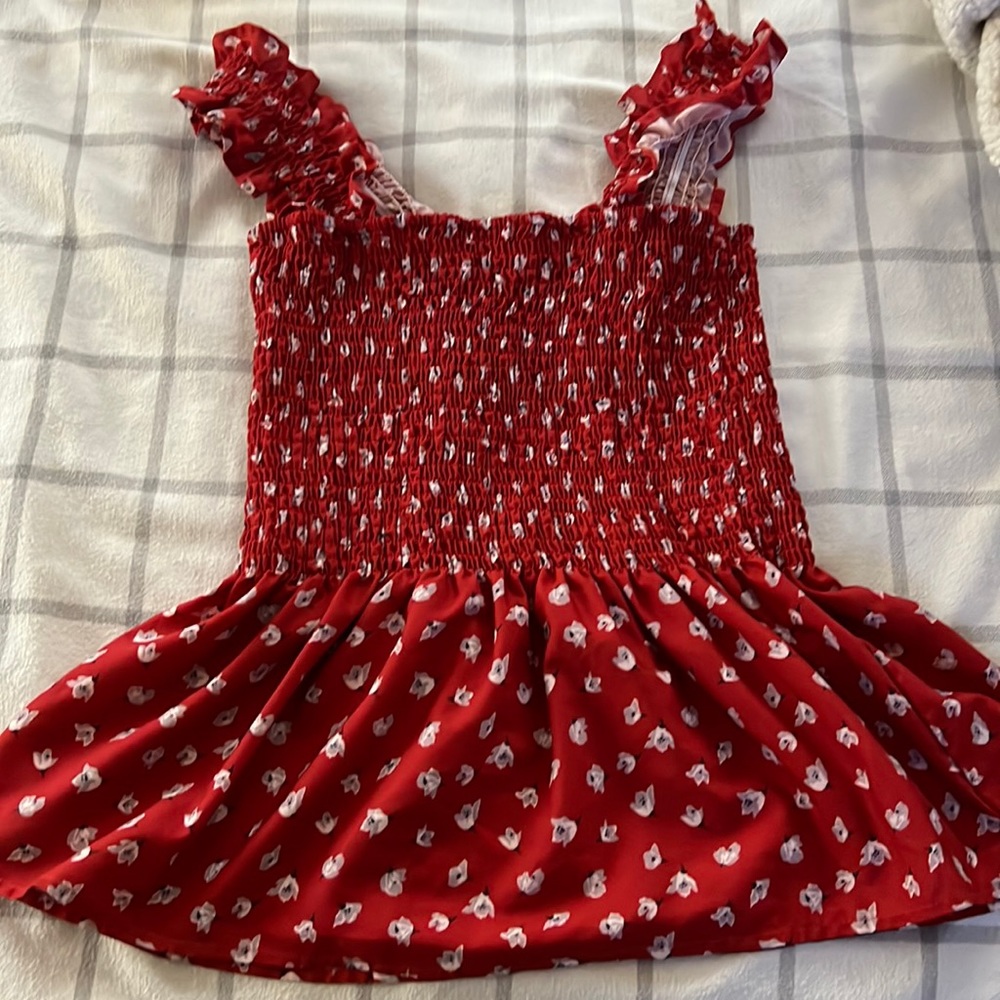 Floral red tank top scrunch top